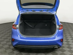Kia  17