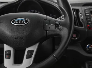 Kia  12