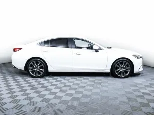 Mazda  4
