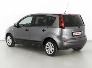 Nissan  3