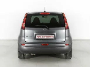 Nissan  5