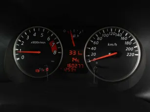 Nissan  9