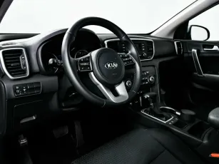 Kia  11