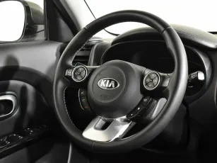 Kia  13
