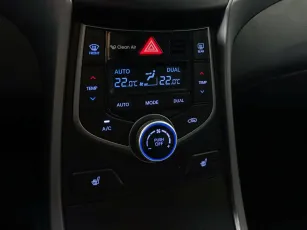 Hyundai  16
