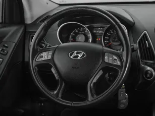 Hyundai  10