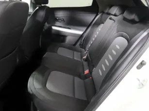 Kia  10