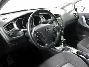 Kia  8