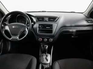 Kia  8