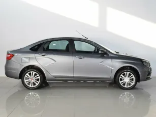 Lada (ВАЗ)  4