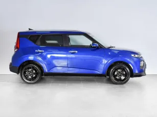 Kia  4