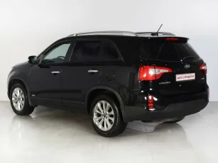 Kia  3