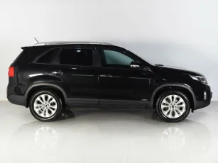 Kia  4
