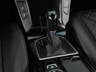 Hyundai  18