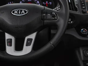 Kia  13