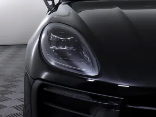 Porsche  8