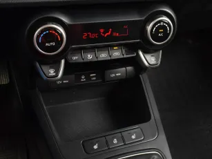 Kia  8