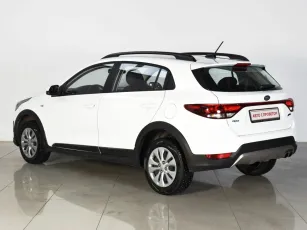 Kia  3