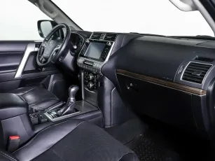 Toyota  10