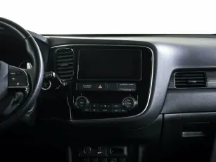 Mitsubishi  13