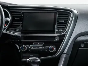 Kia  10