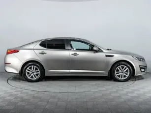 Kia  4