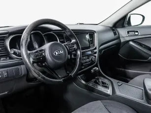 Kia  9