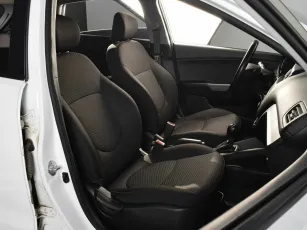 Kia  7