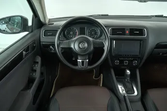 Volkswagen  9