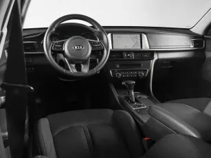 Kia  6