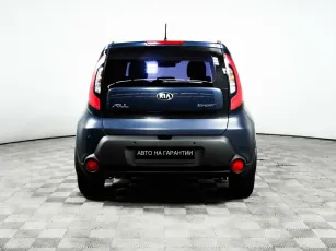Kia  6