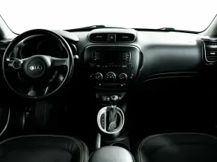 Kia  8