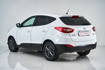 Hyundai  4