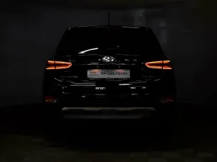 Hyundai  10