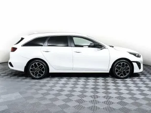 Kia  4