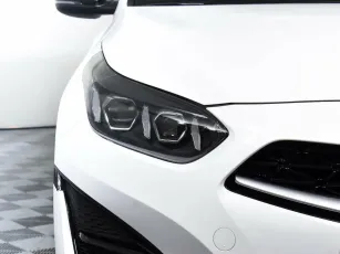 Kia  7