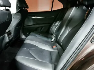 Toyota  13