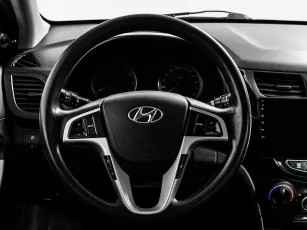 Hyundai  9