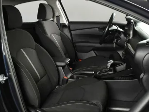 Kia  7