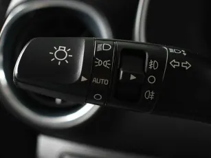 Kia  9