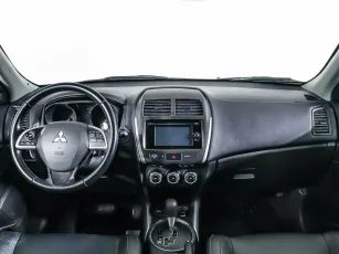 Mitsubishi  10