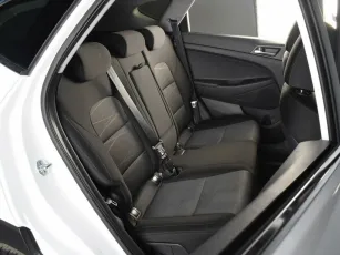 Hyundai  12