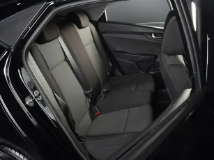 Hyundai  11