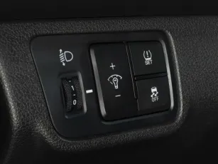 Hyundai  9