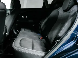 Kia  13