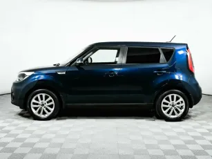 Kia  3