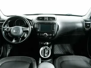 Kia  9