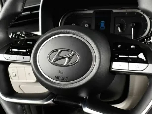 Hyundai  9