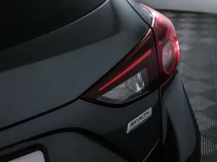 Mazda  8