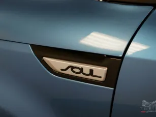 Kia  7